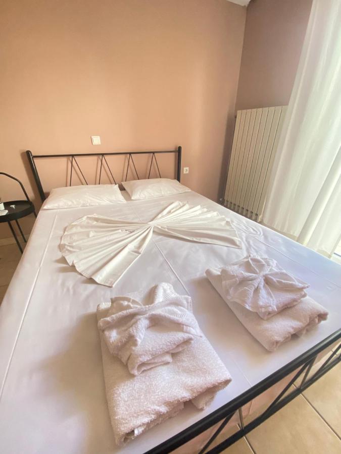 Antonis Apartment Nea Selefkia Bagian luar foto